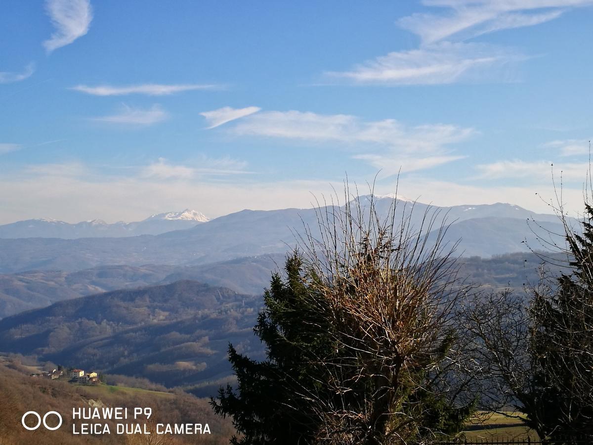 Locanda Della Pieve Tizzano Val Parma Bagian luar foto
