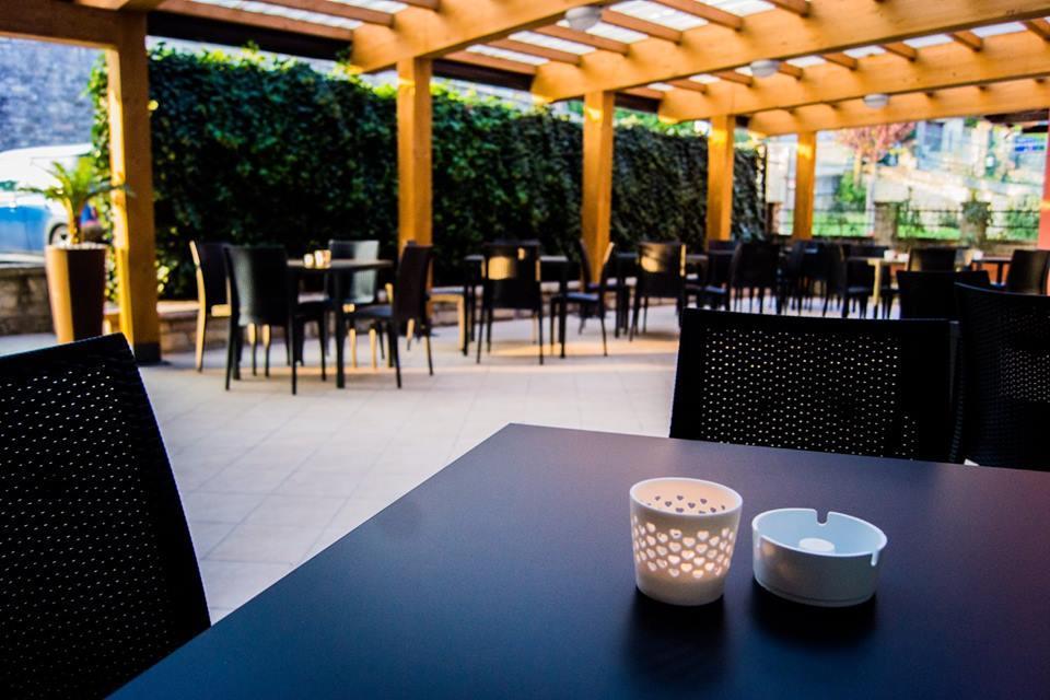 Locanda Della Pieve Tizzano Val Parma Bagian luar foto